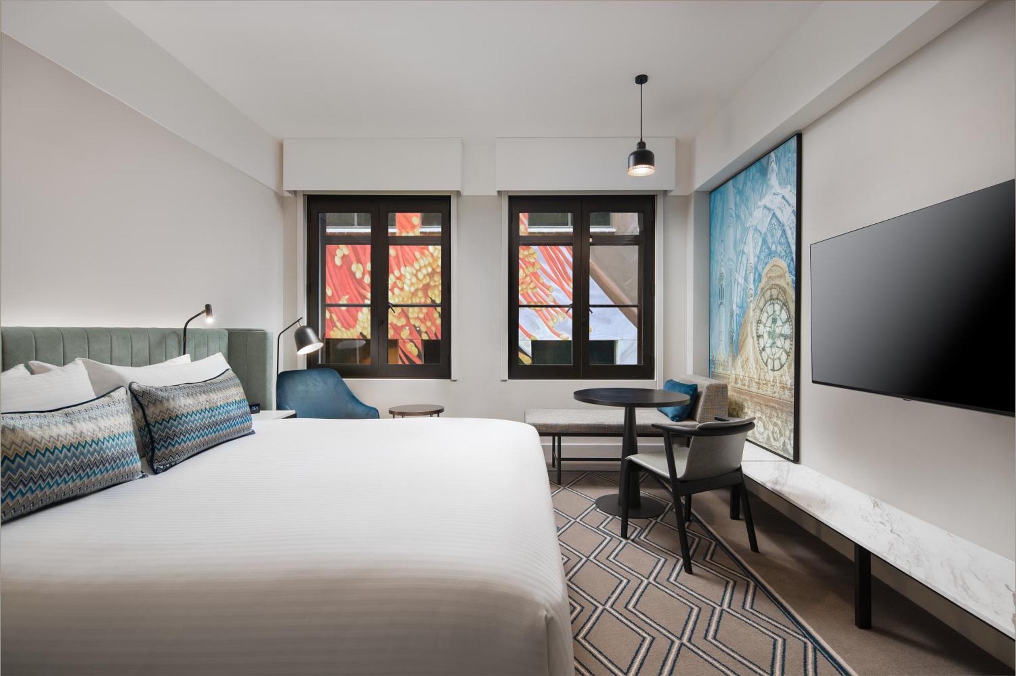 Hilton Melbourne Little Queen Street Kültér fotó A room at the hotel